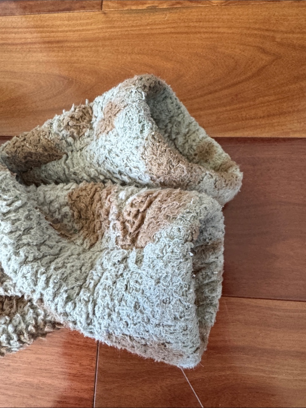 Patagonia Cream and Tan Sherpa Fleece - Baby Furry Friends Hoodie - Picture 4 of 4